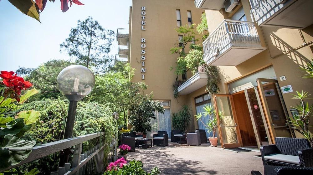 Hotel Rossini Tabiano Terme Kültér fotó