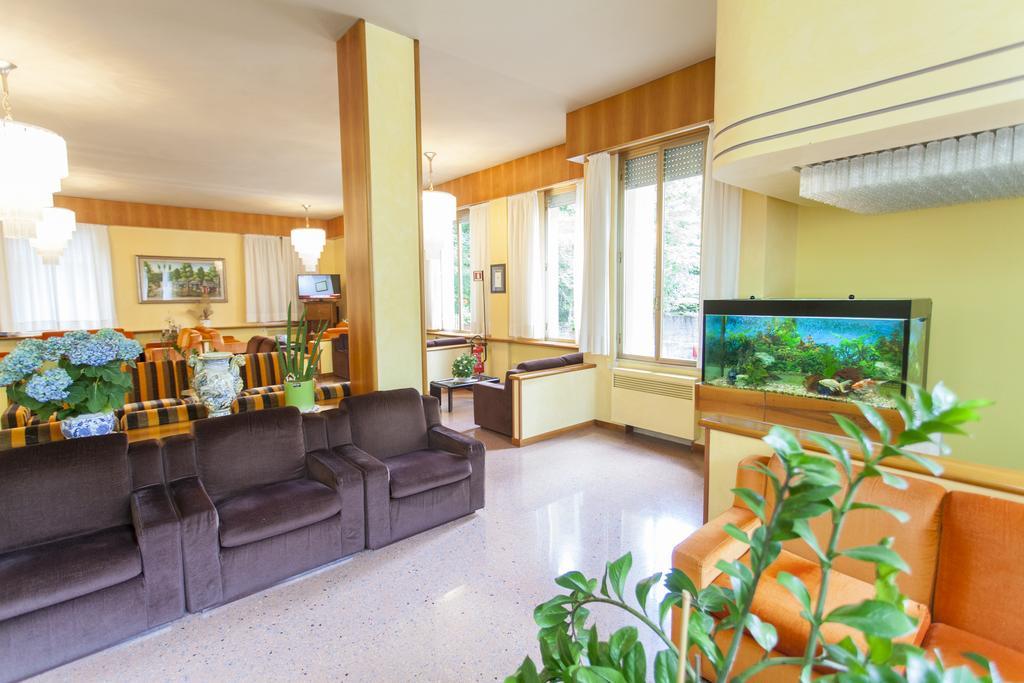 Hotel Rossini Tabiano Terme Kültér fotó