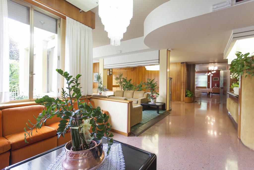 Hotel Rossini Tabiano Terme Kültér fotó